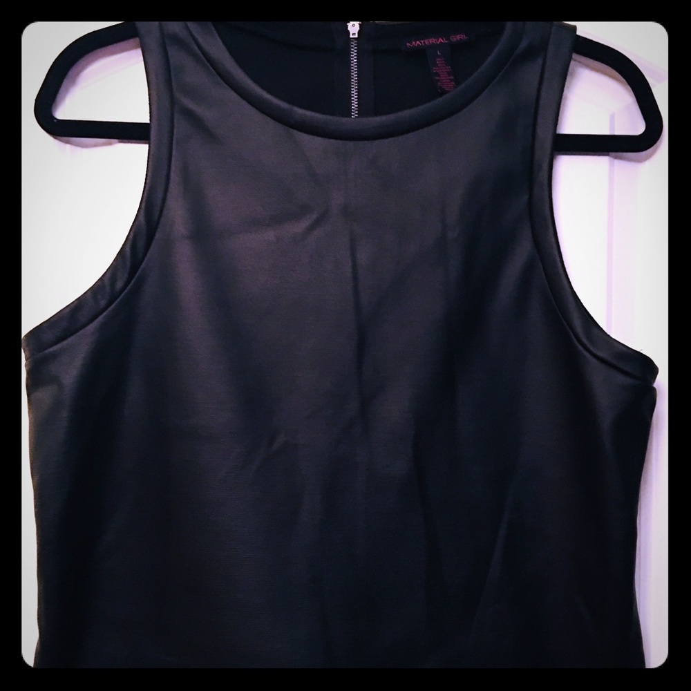 FAUX LEATHER SLEEVELESS TOP